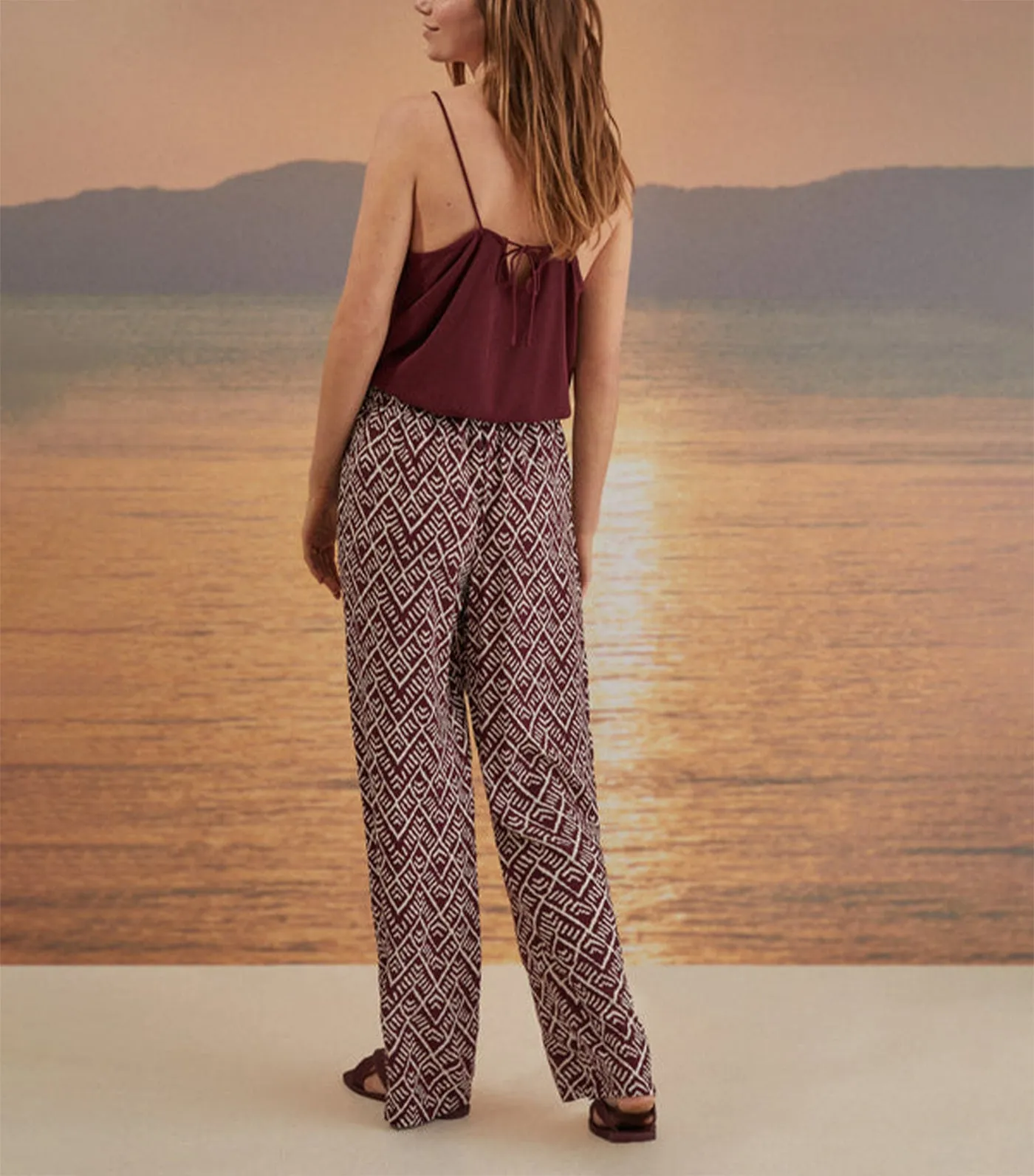 Printed Capri Trousers Maroon